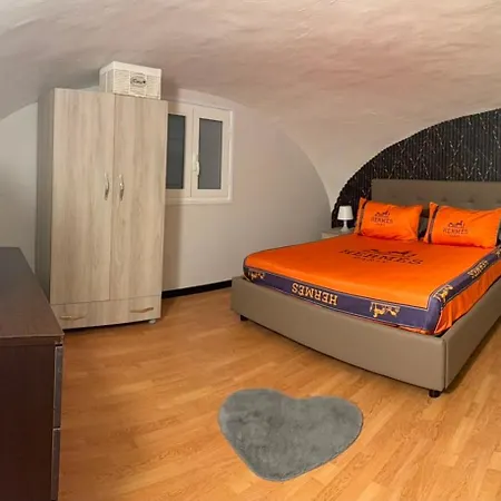 Gasthof Ag Scalo D House Neapel