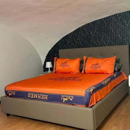 Ag Scalo D House 4* Neapel